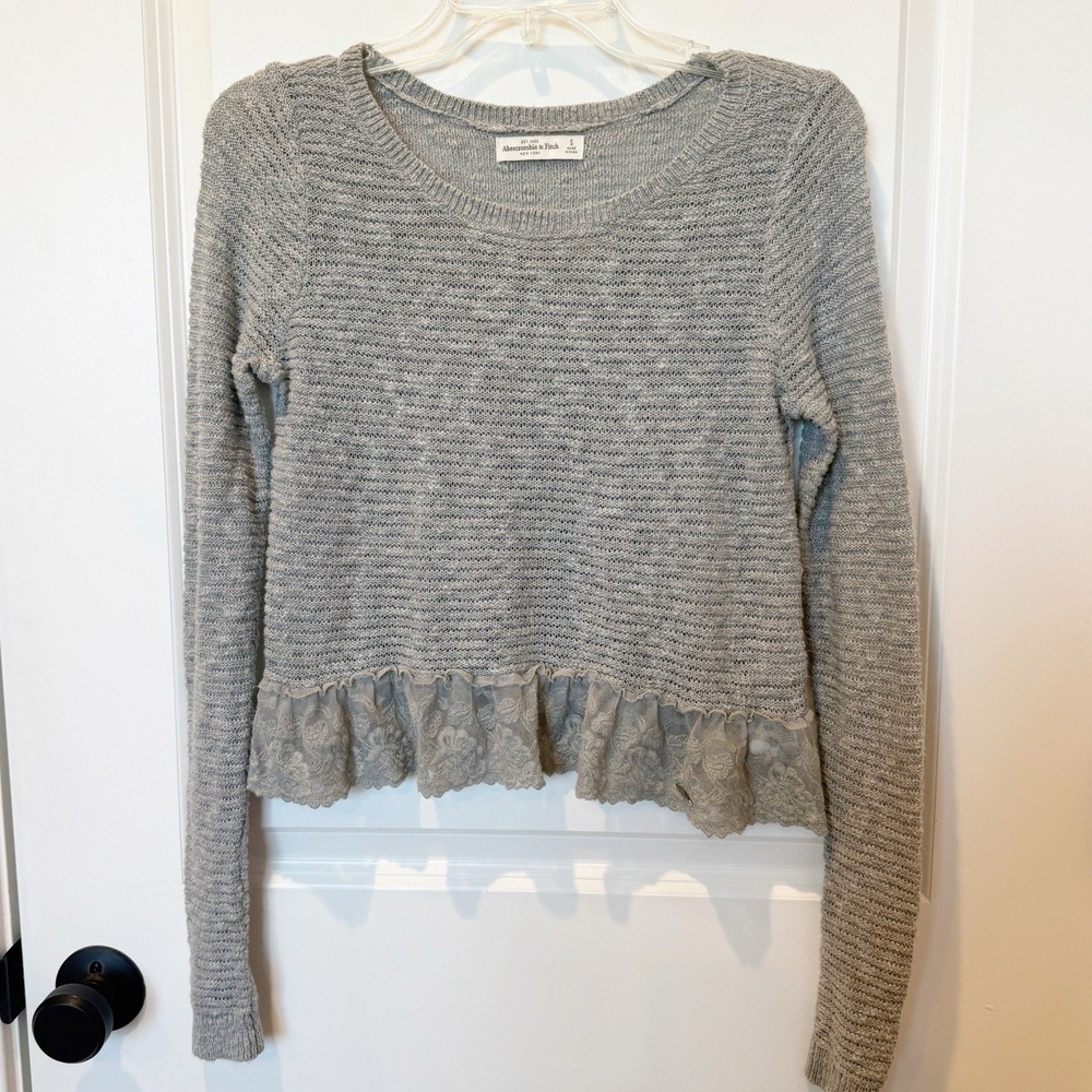 Abercrombie & Fitch Y2K Lace Trim Long Sleeve Top Size Small 2010 Mall Brand